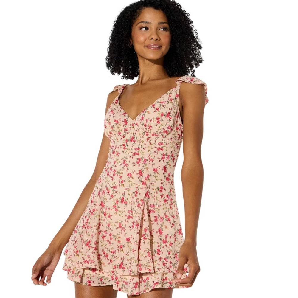 Wild Fable Women's Cream Floral Ruffle V-Neck Mini Dress Size Large